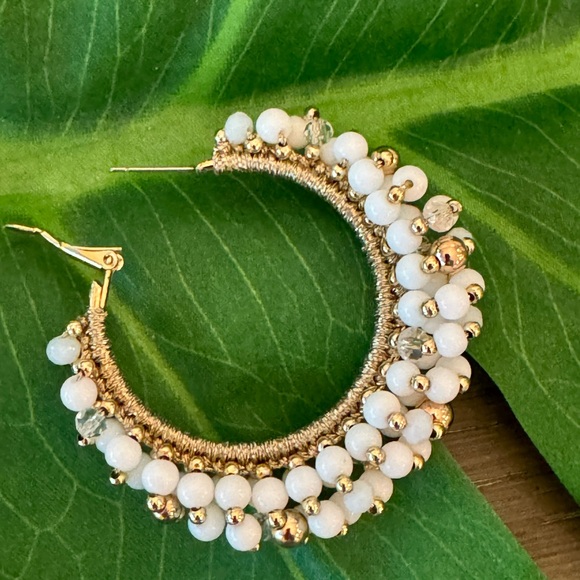 Lilly Pulitzer Beaded  Hoop Earrings w/Jewelry Bag - Picture 3 of 7